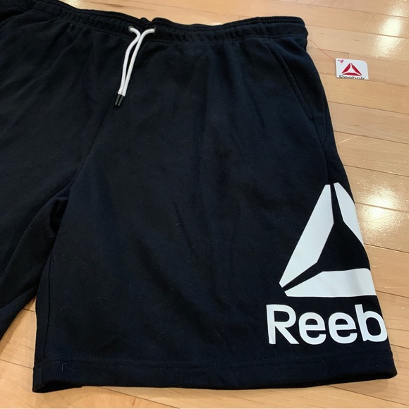 New! Reebok men’s size 3XL lifestyle athletic shorts 10” inseam black cotton - Picture 2 of 6